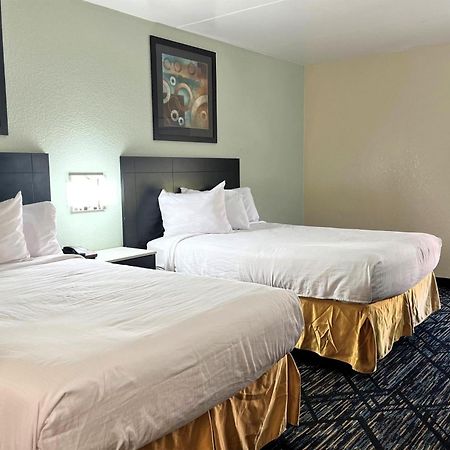 Baymont By Wyndham Cincinnati שרונוויל מראה חיצוני תמונה