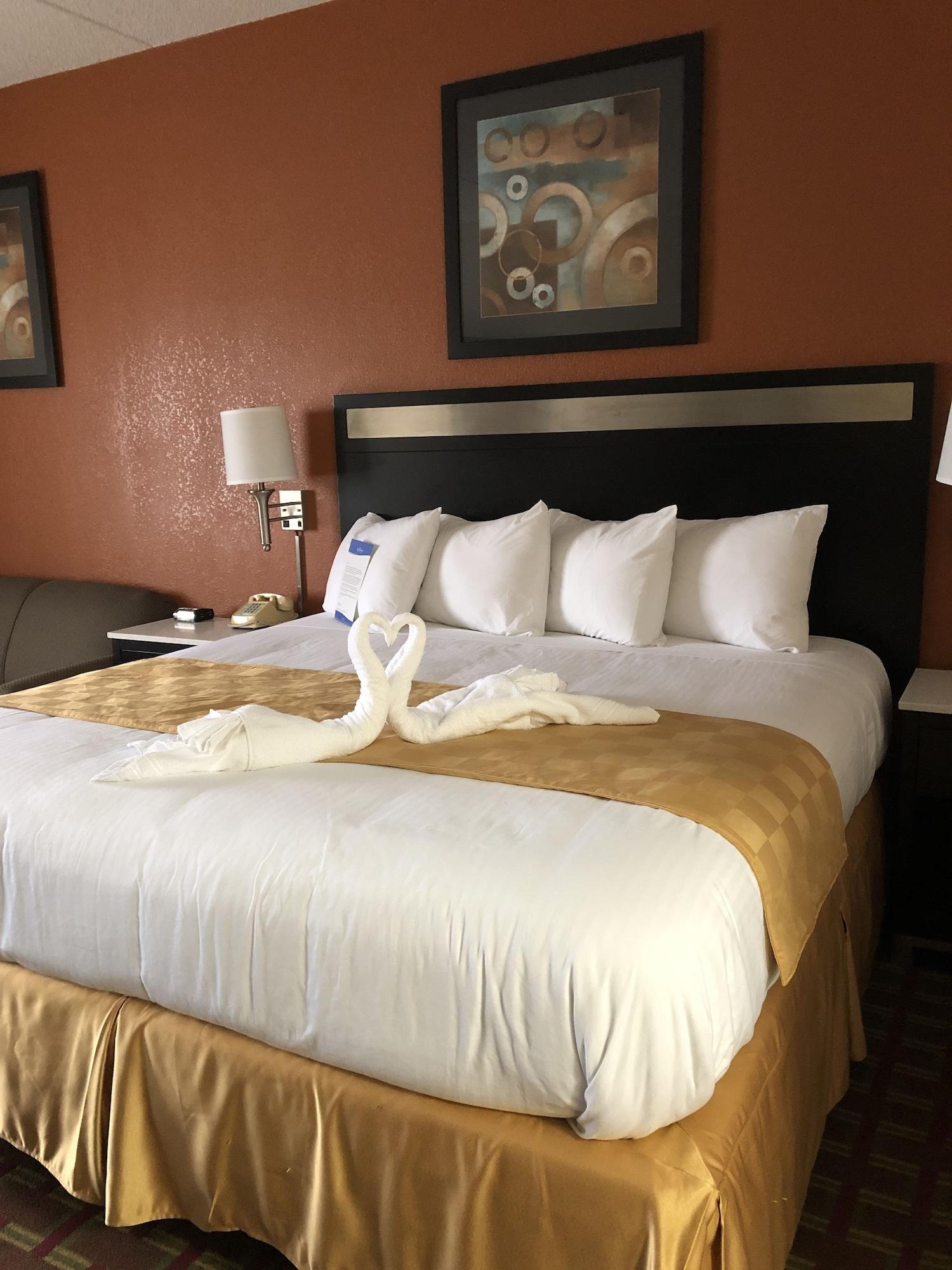 Baymont By Wyndham Cincinnati שרונוויל מראה חיצוני תמונה